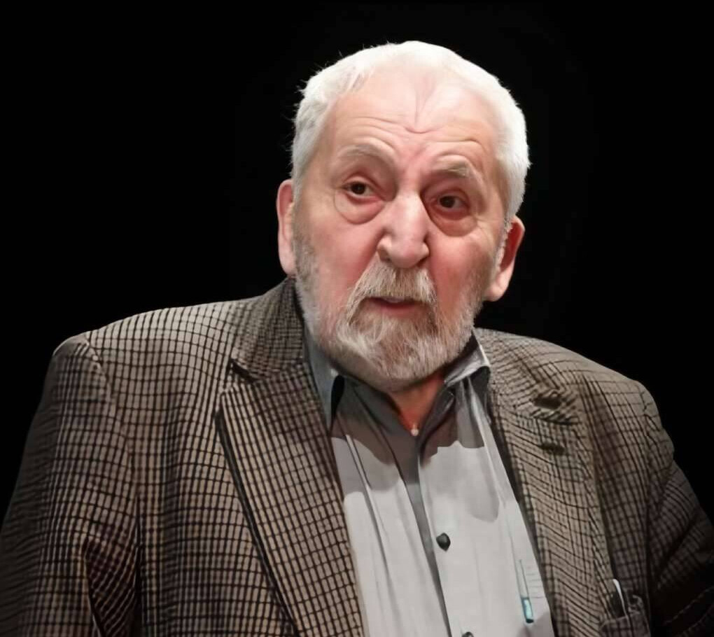 Алексей Симонов