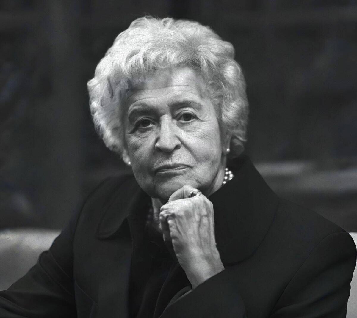 Елена Якович