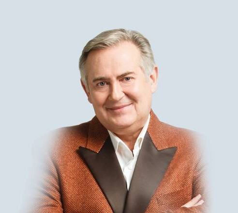 Юрий Стоянов