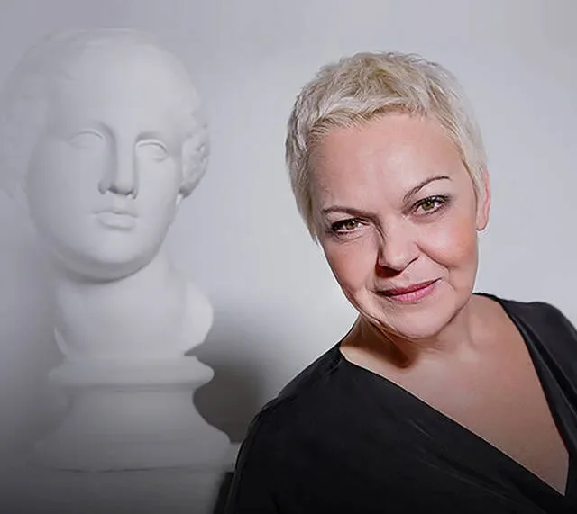 Елена Новоселова