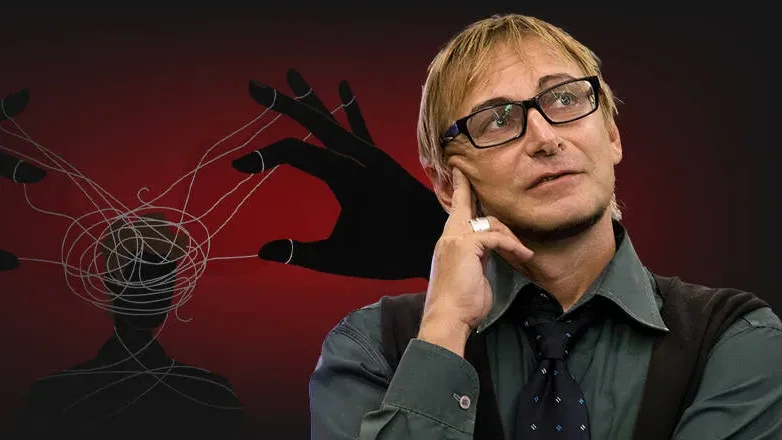 Андрей Макаров
