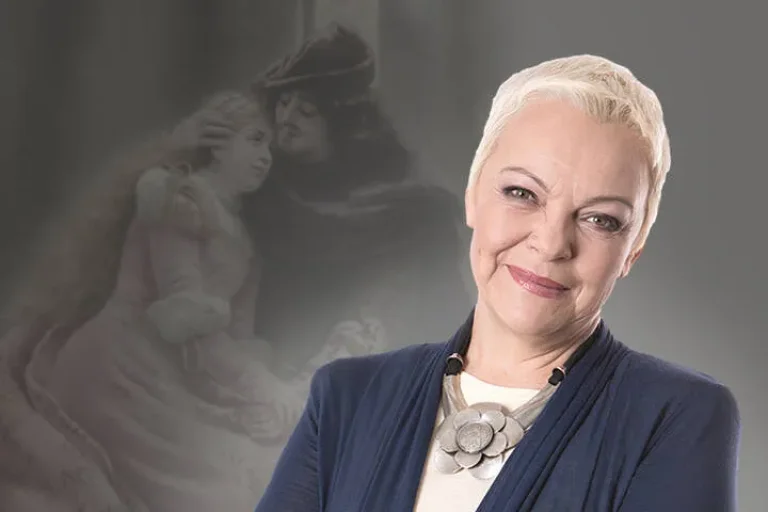 Елена Новоселова