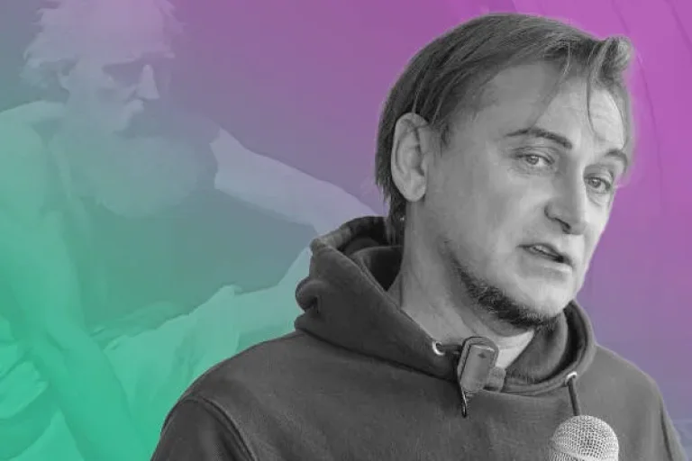 Андрей Макаров