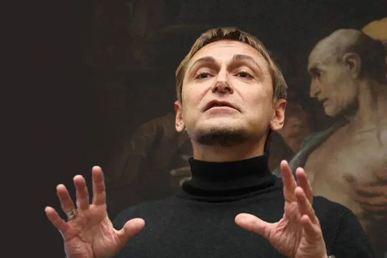 Андрей Макаров