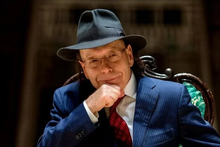 Эдвард Радзинский